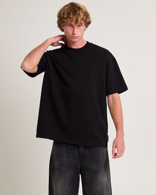 PLAIN T-SHIRTS